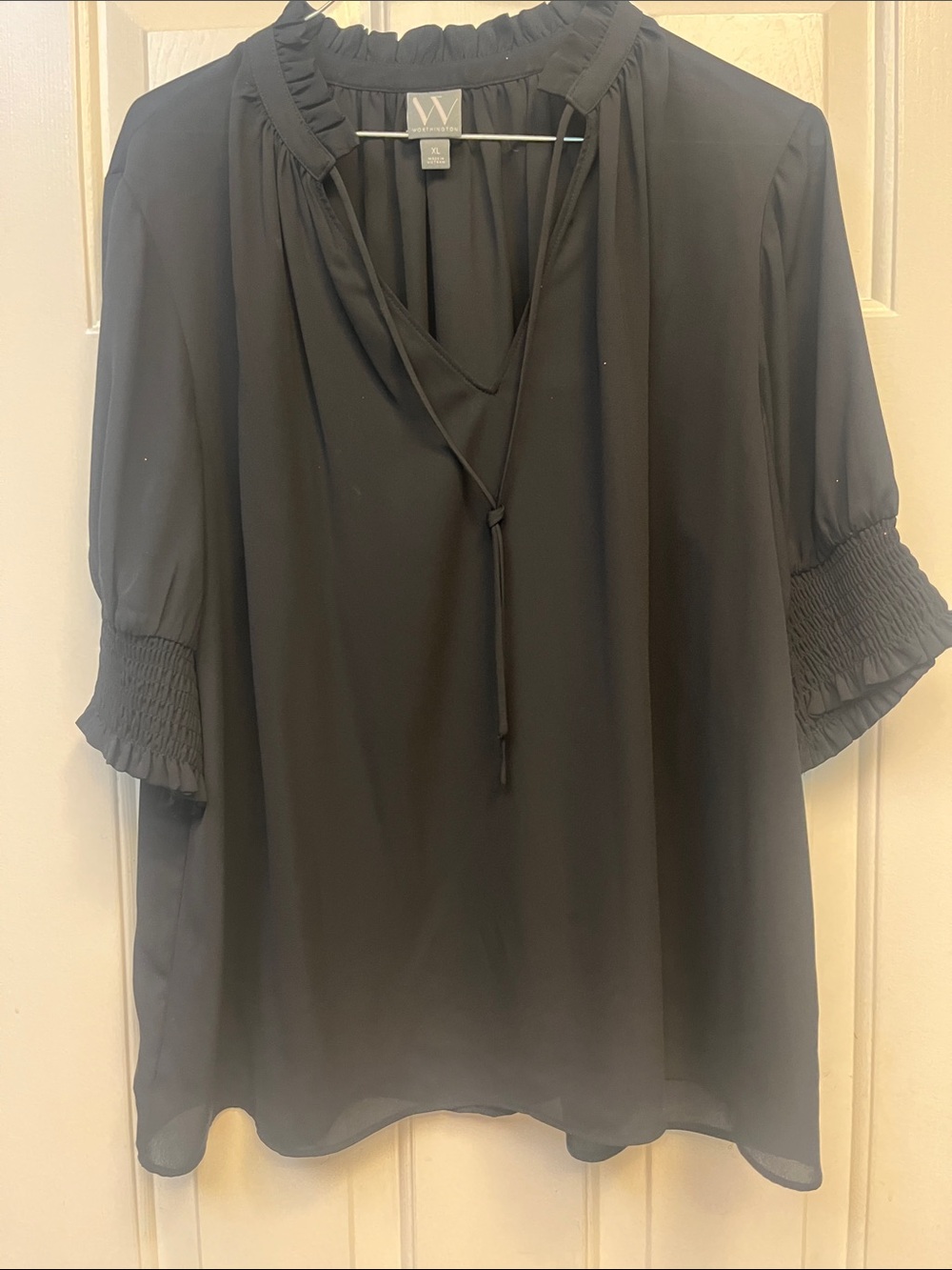 Worthington  Black Ruffle Tie-Neck Blouse xl NWOT
